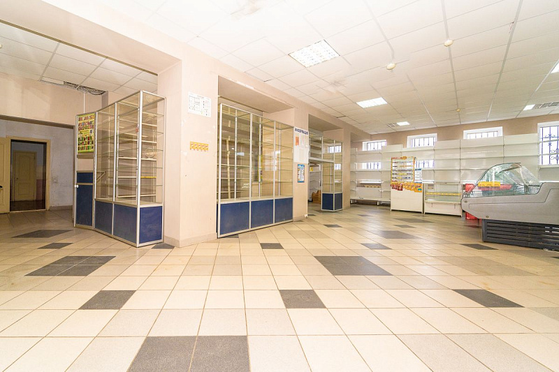 Торговые помещения Ферма, центр р-н, Строителей ул, 28