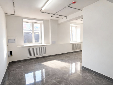 Помещения свободного назначения  Россия, Пермь, Свердловский р-н, Николая Островского ул, 65