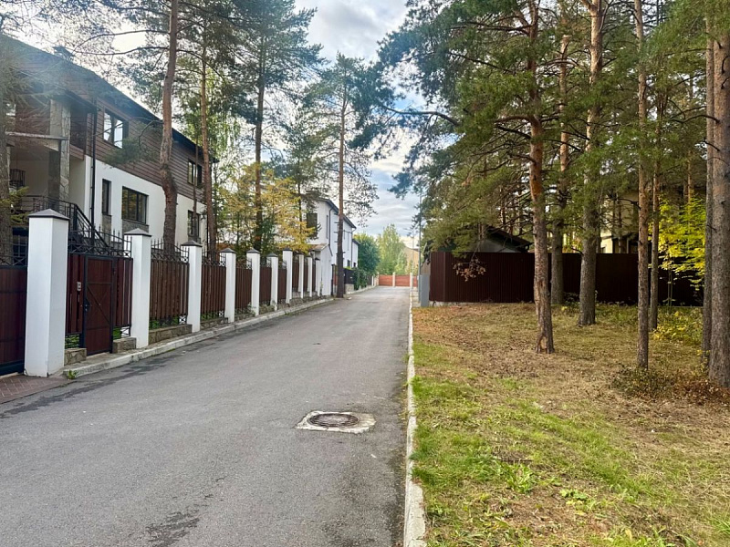 Участок  Пермь, Мотовилихинский р-н, Верхне-Курьинская ул, 13д